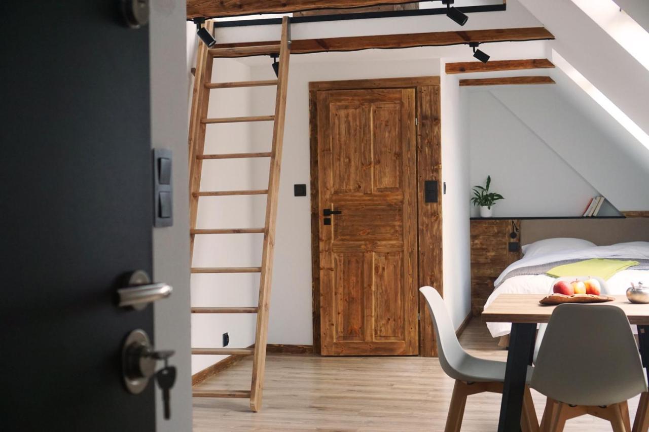 Kamienica Na Nowo Apartamenty Warszawska Mrągowo Esterno foto